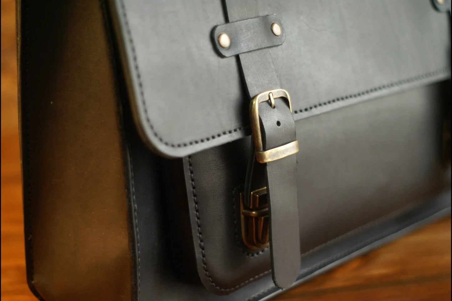 Briefcase "Oldworker" - Siyah