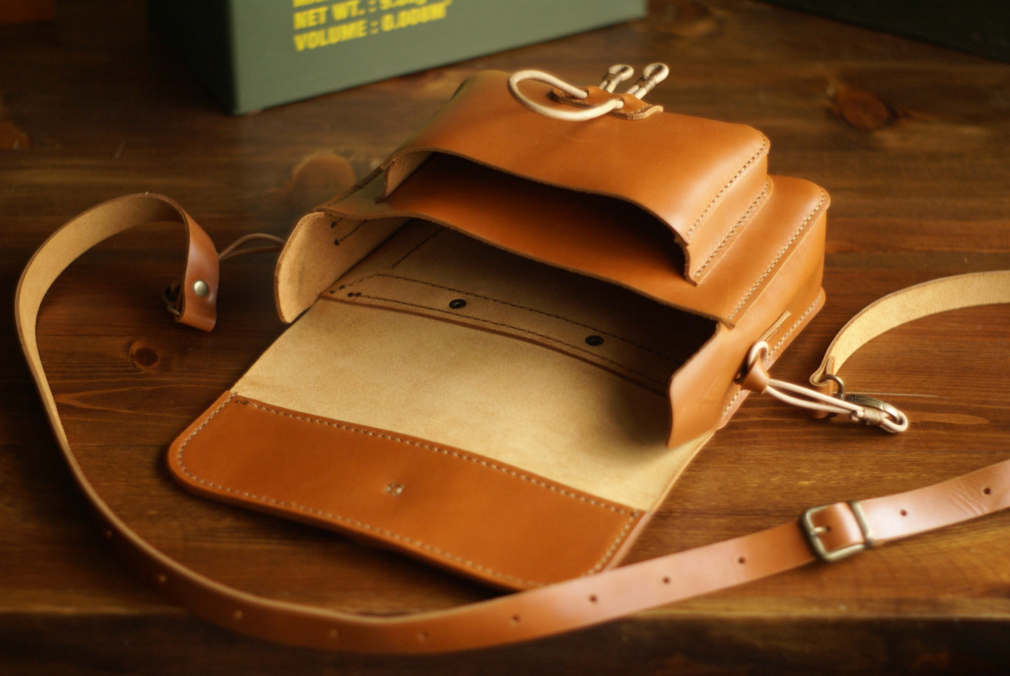 Box Bag - Taba